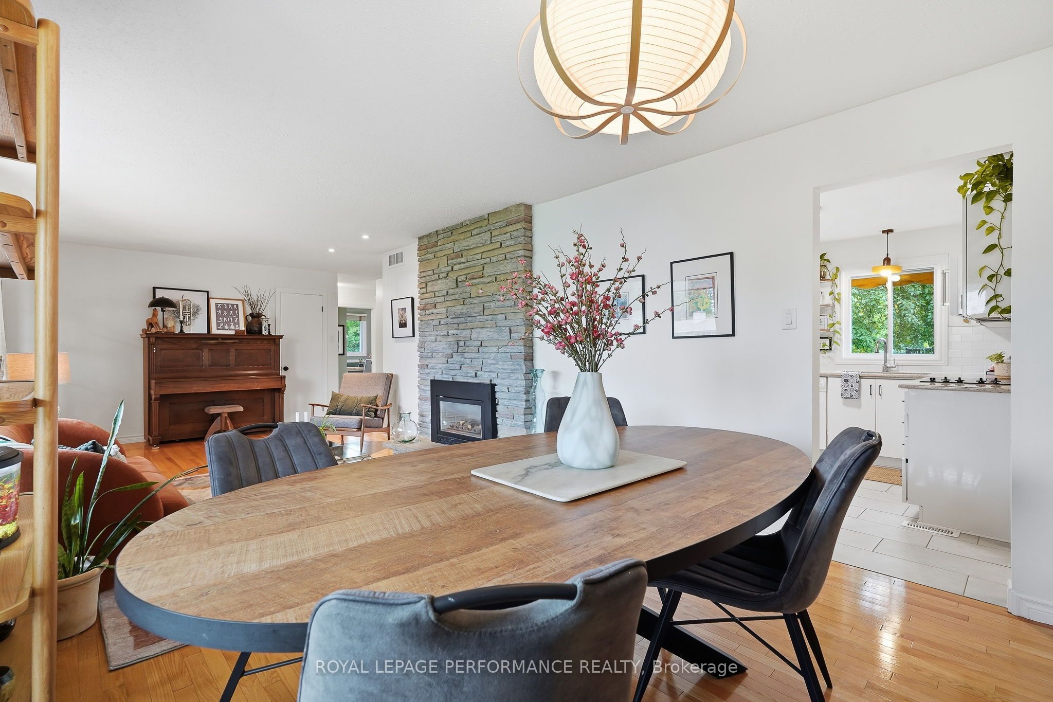 119 Centenaire Street Property Photo 8