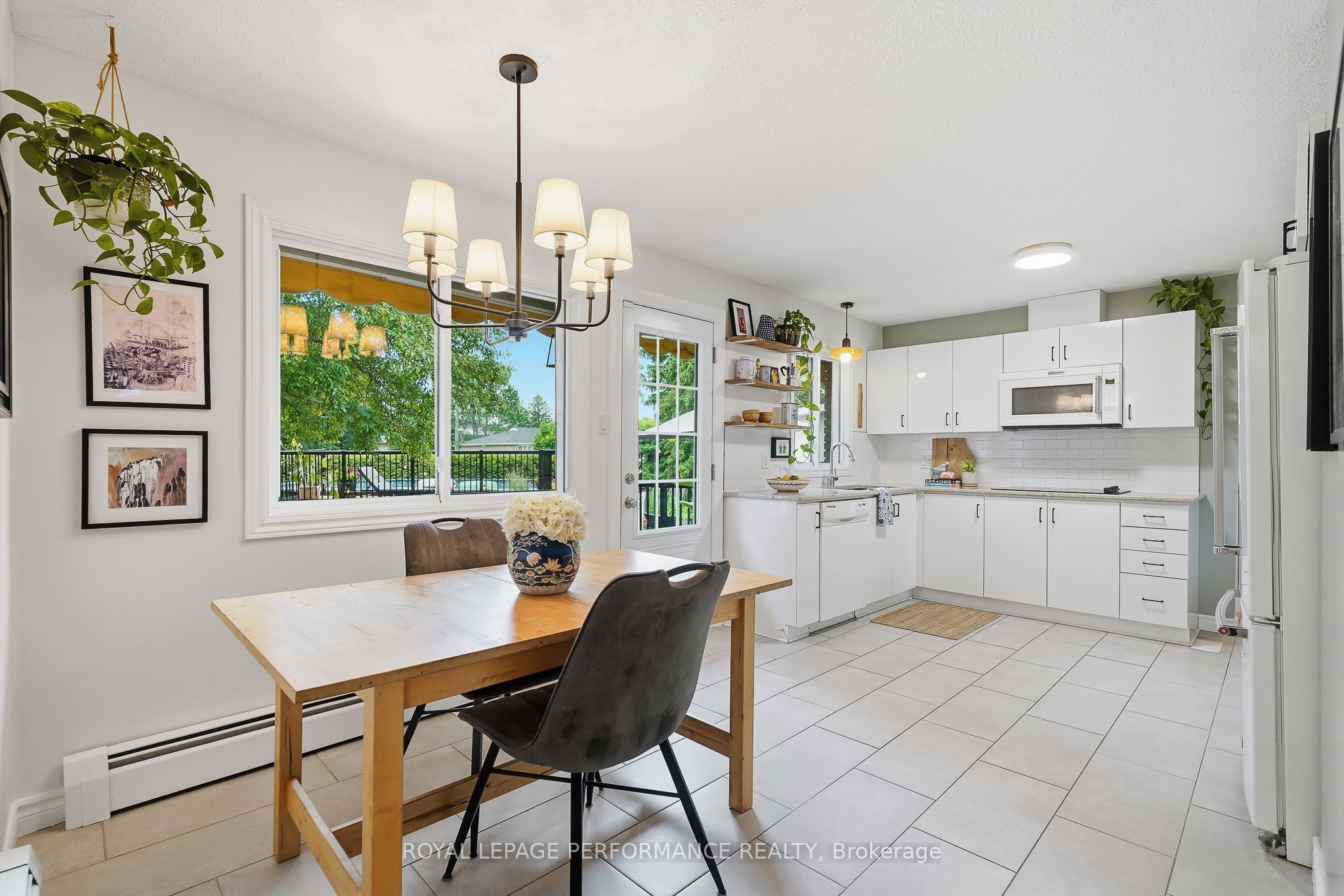119 Centenaire Street Property Photo 14