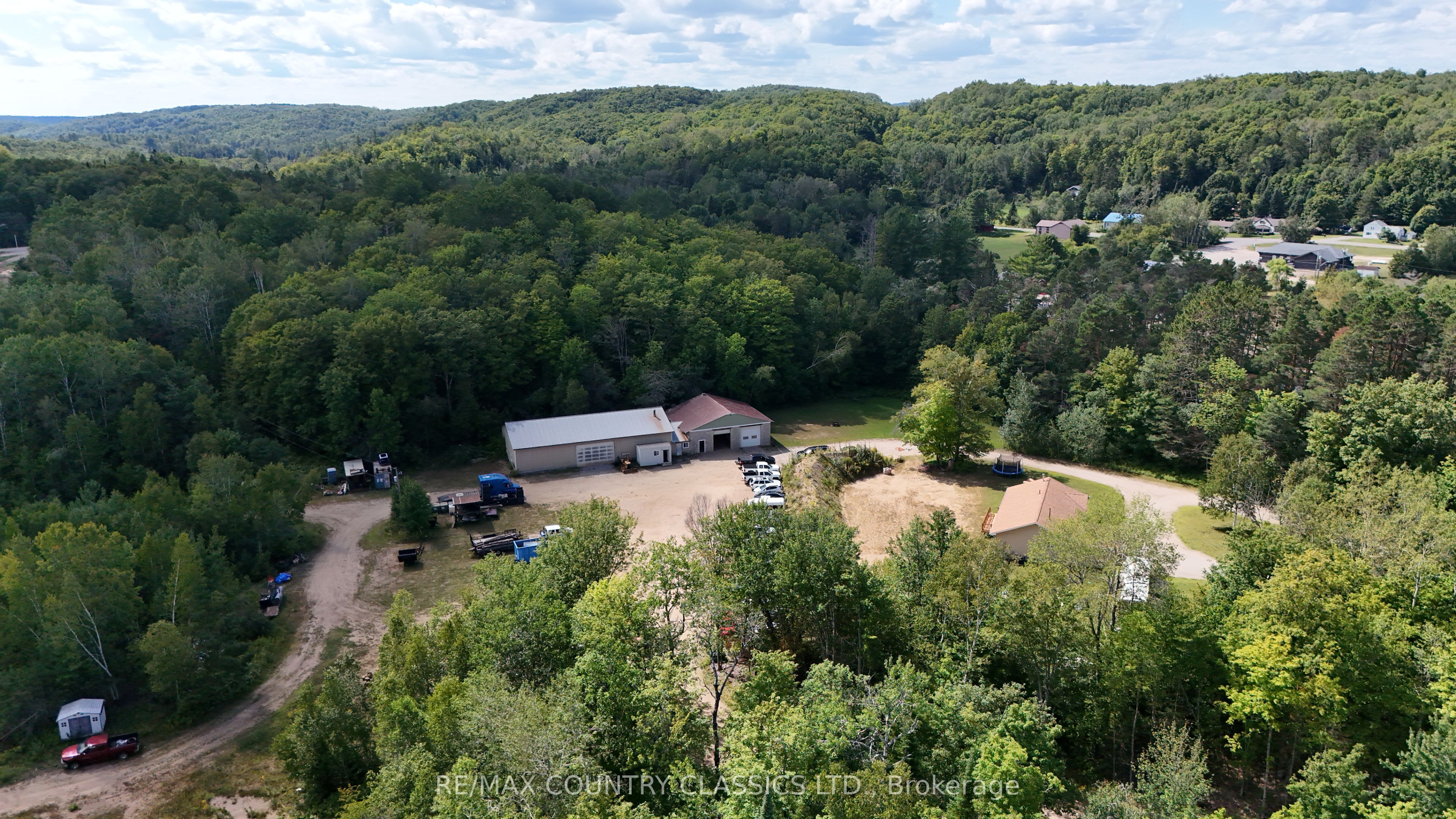 3952 Loop Road Property Photo 32