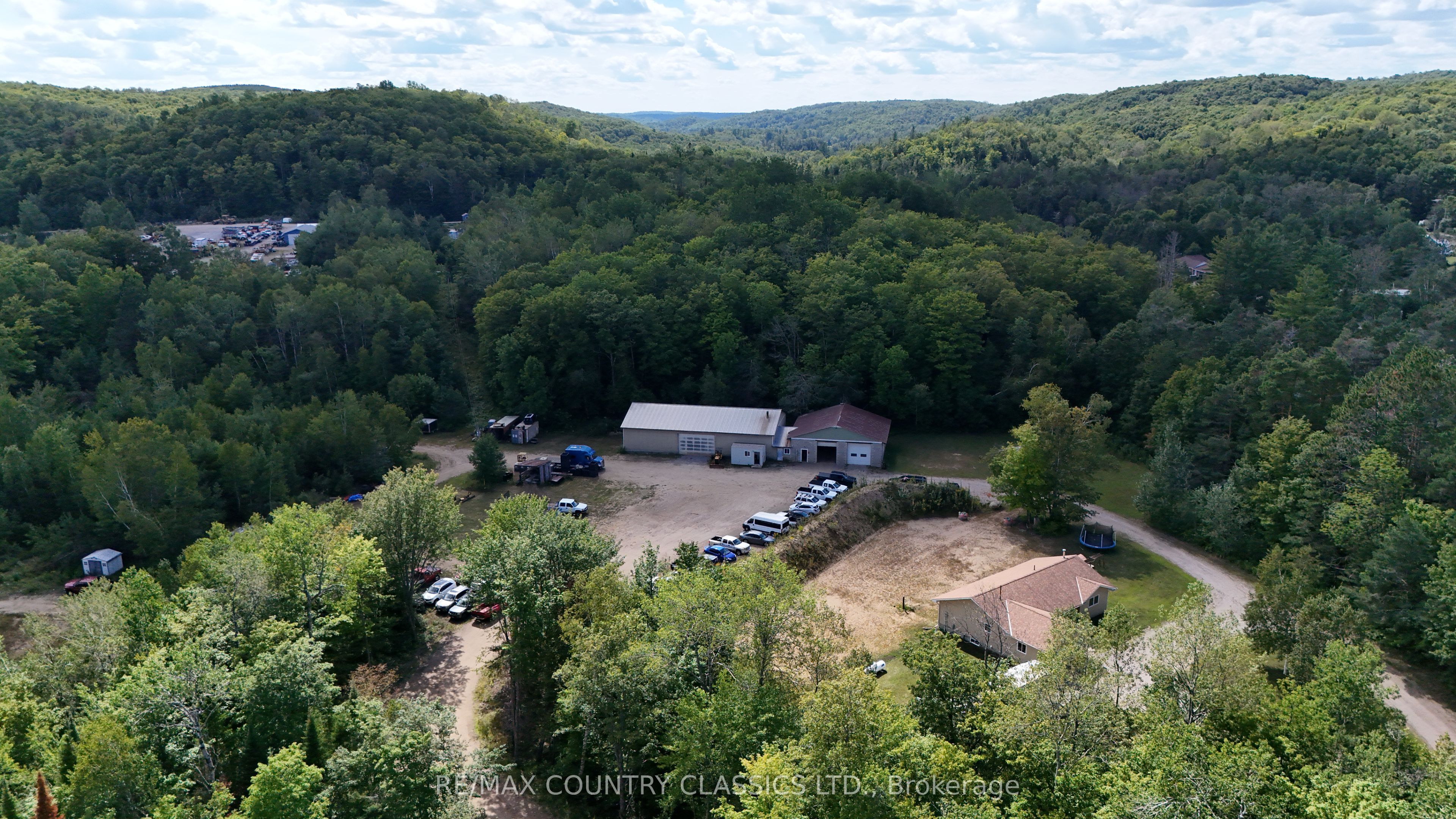 3952 Loop Road Property Photo 34