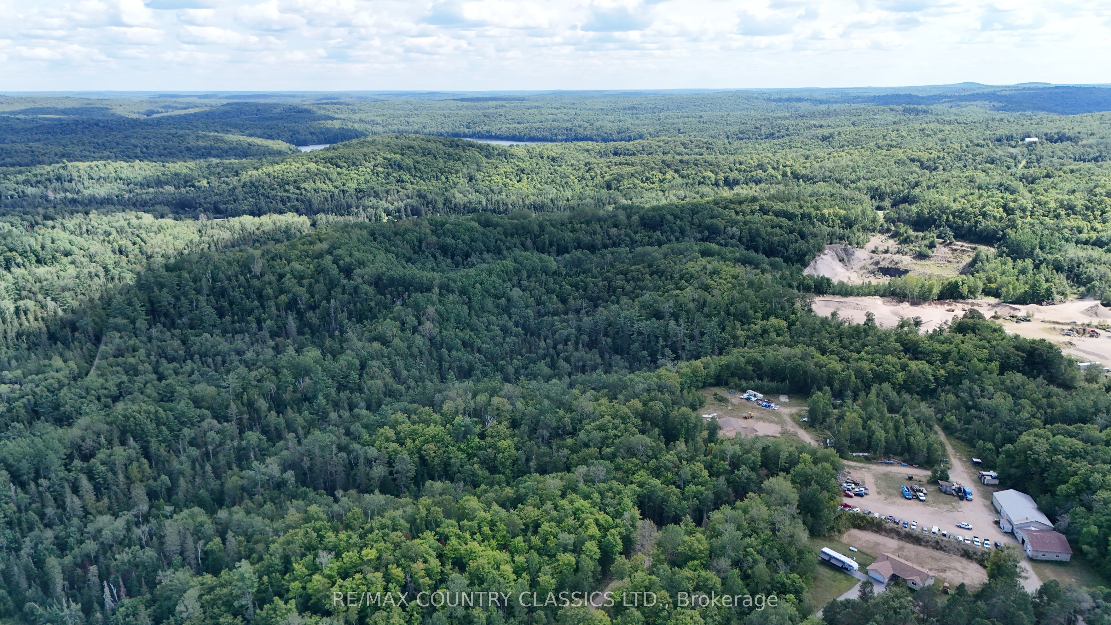 3952 Loop Road Property Photo 35