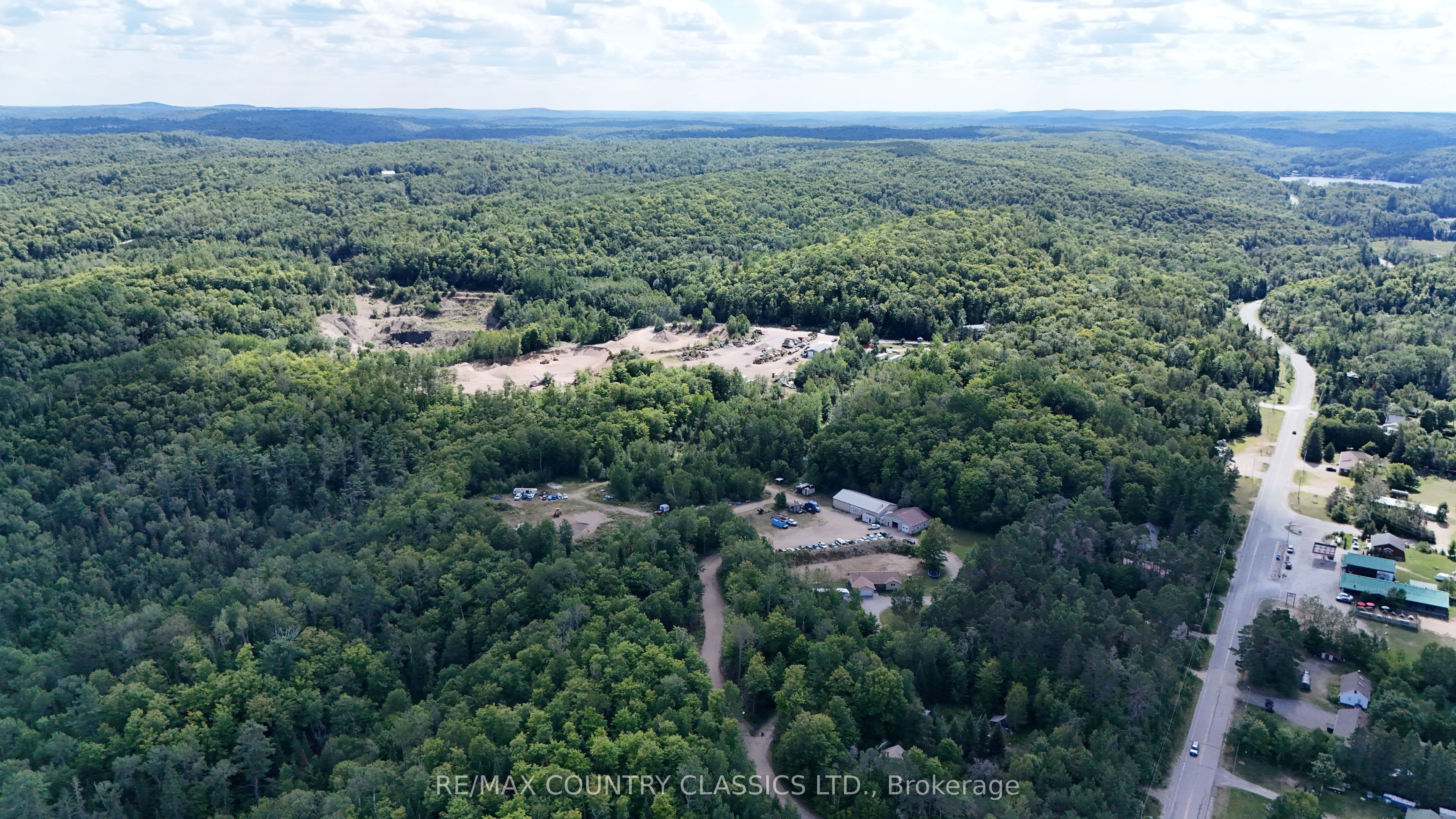 3952 Loop Road Property Photo 36