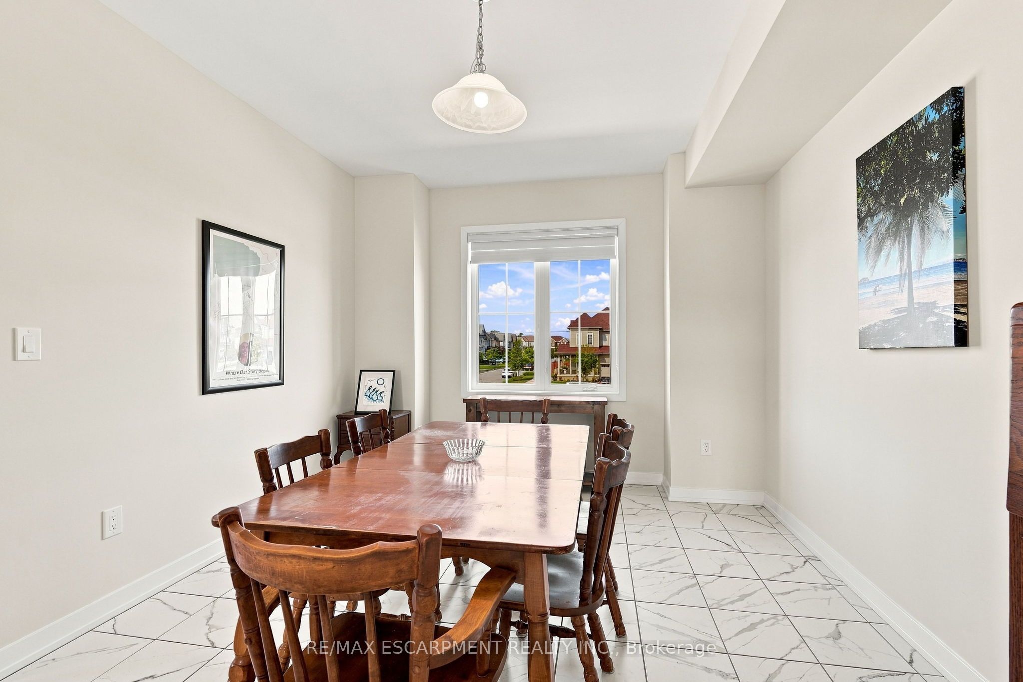 241 Melody Lane Property Photo 8