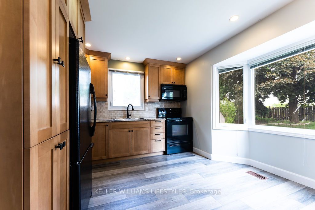 54 Bexhill Drive Property Photo 7