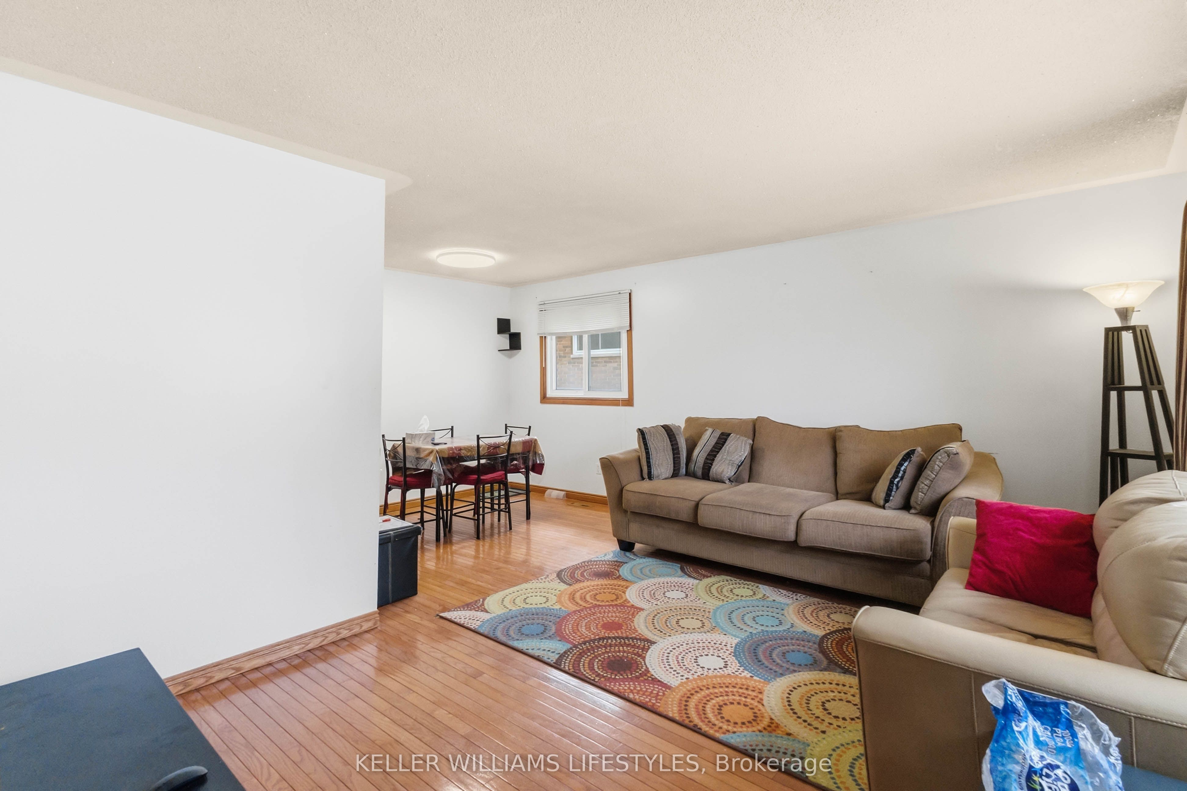 156 Paperbirch Crescent Property Photo 9