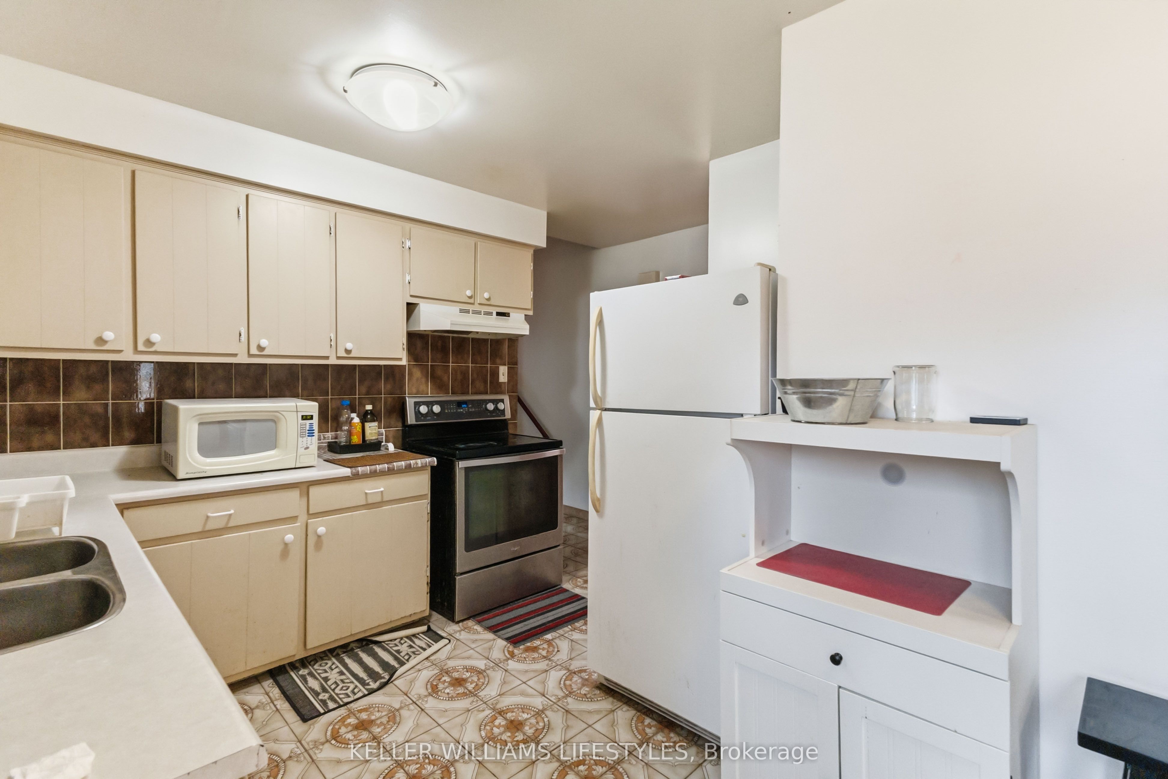 156 Paperbirch Crescent Property Photo 11