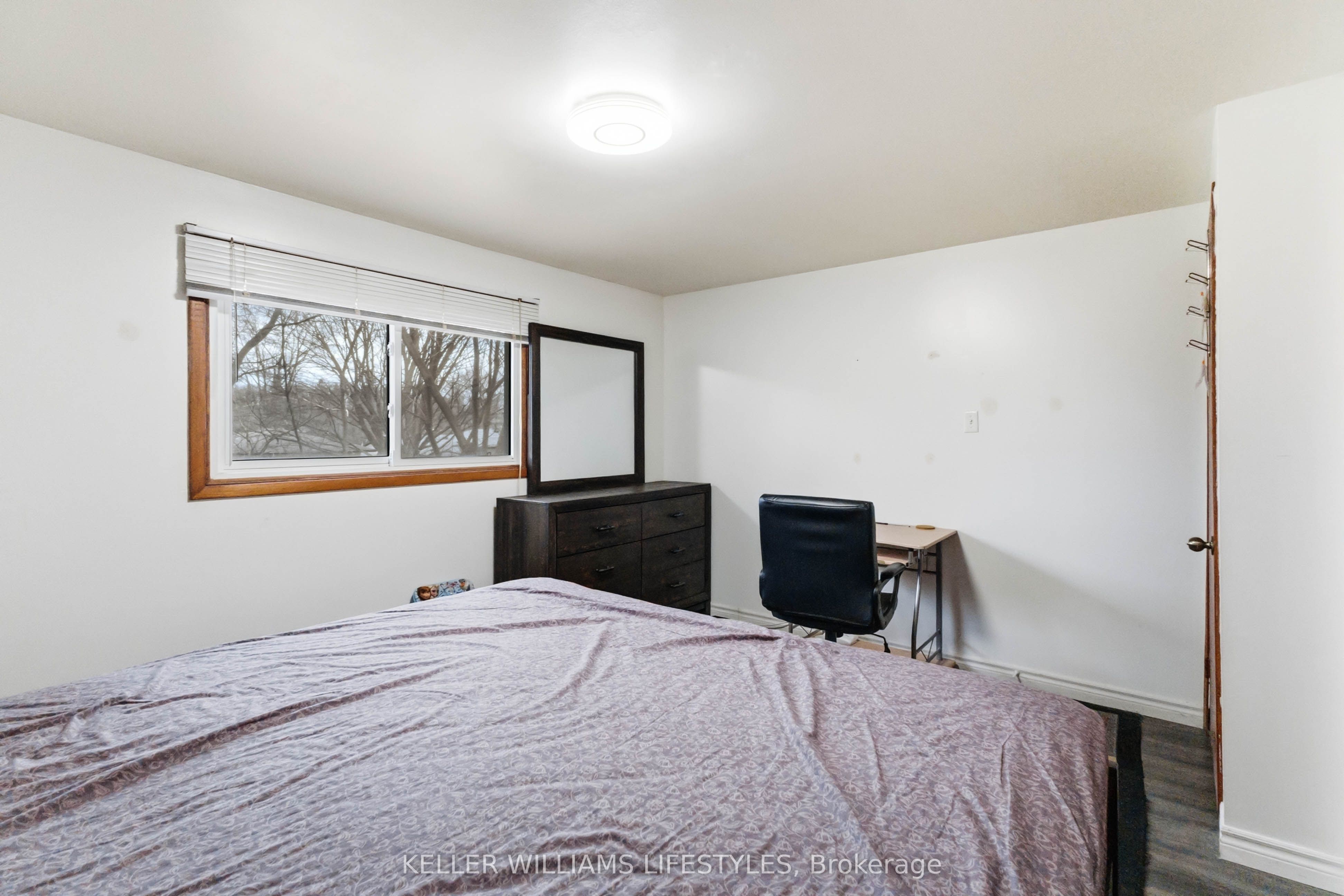156 Paperbirch Crescent Property Photo 17