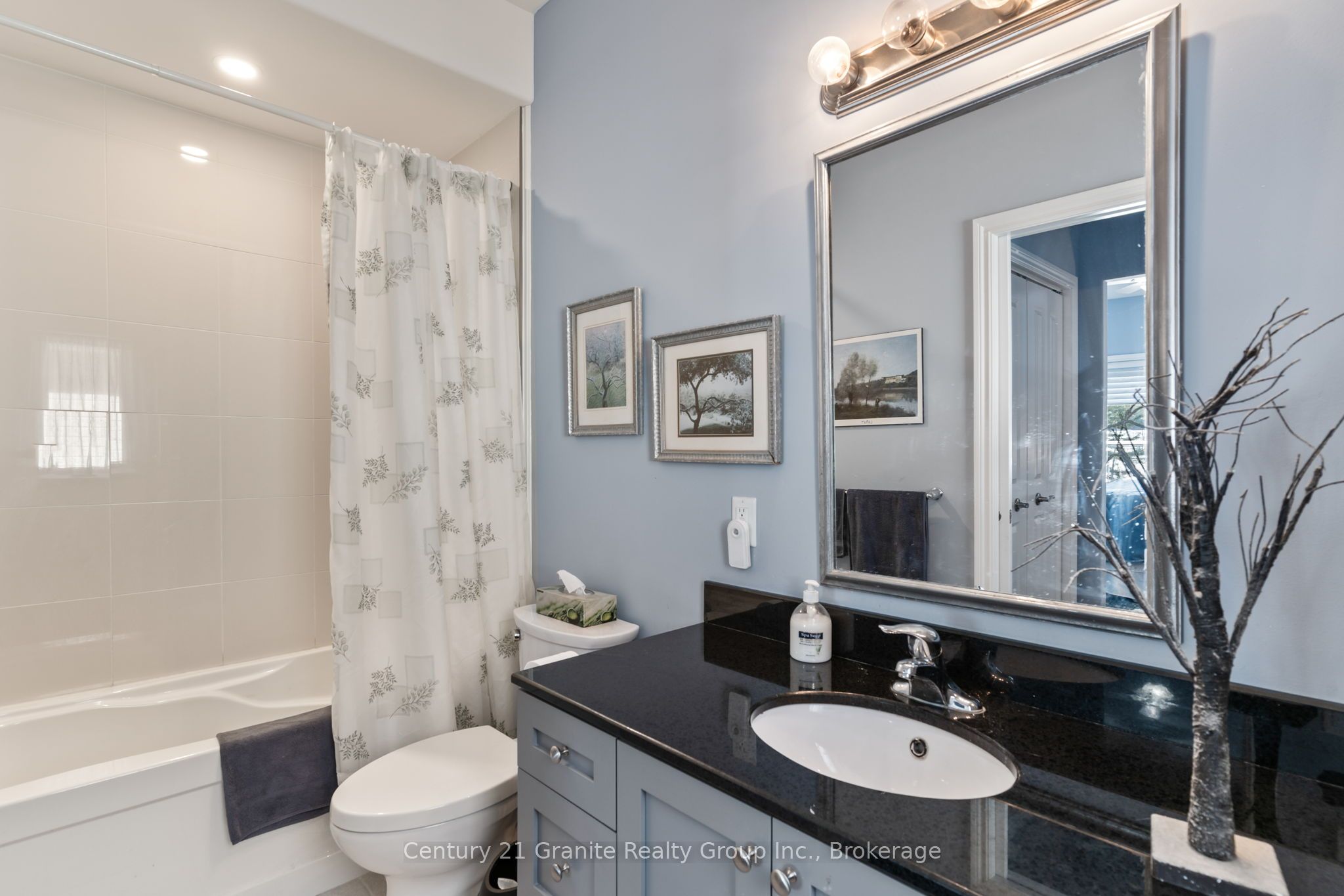 17 Webb Circle Property Photo 21
