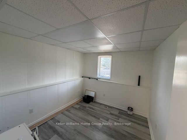 465a St Patrick Street W Upper Property Photo 3