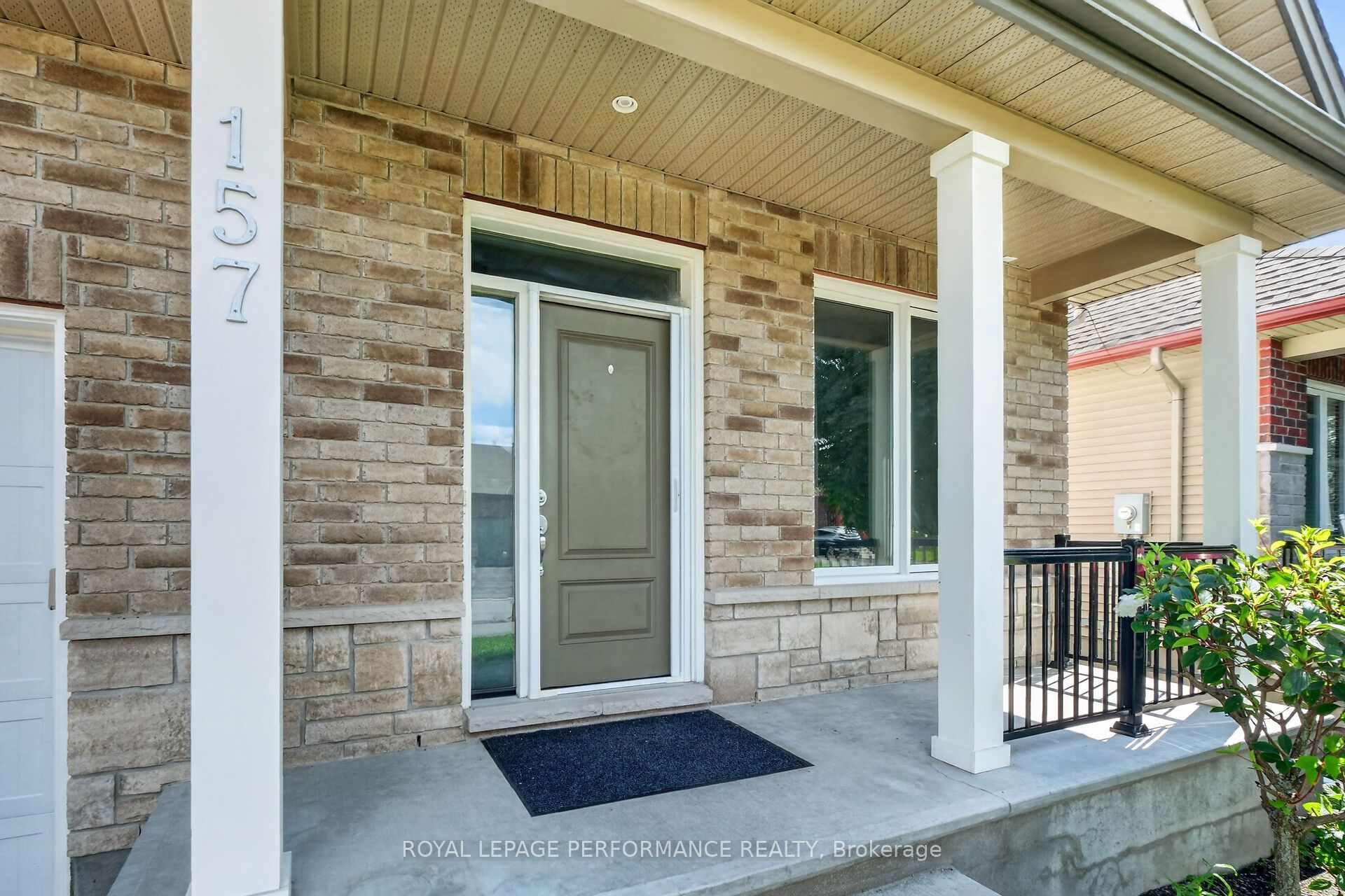 157 Boxcar Crescent Property Photo 3