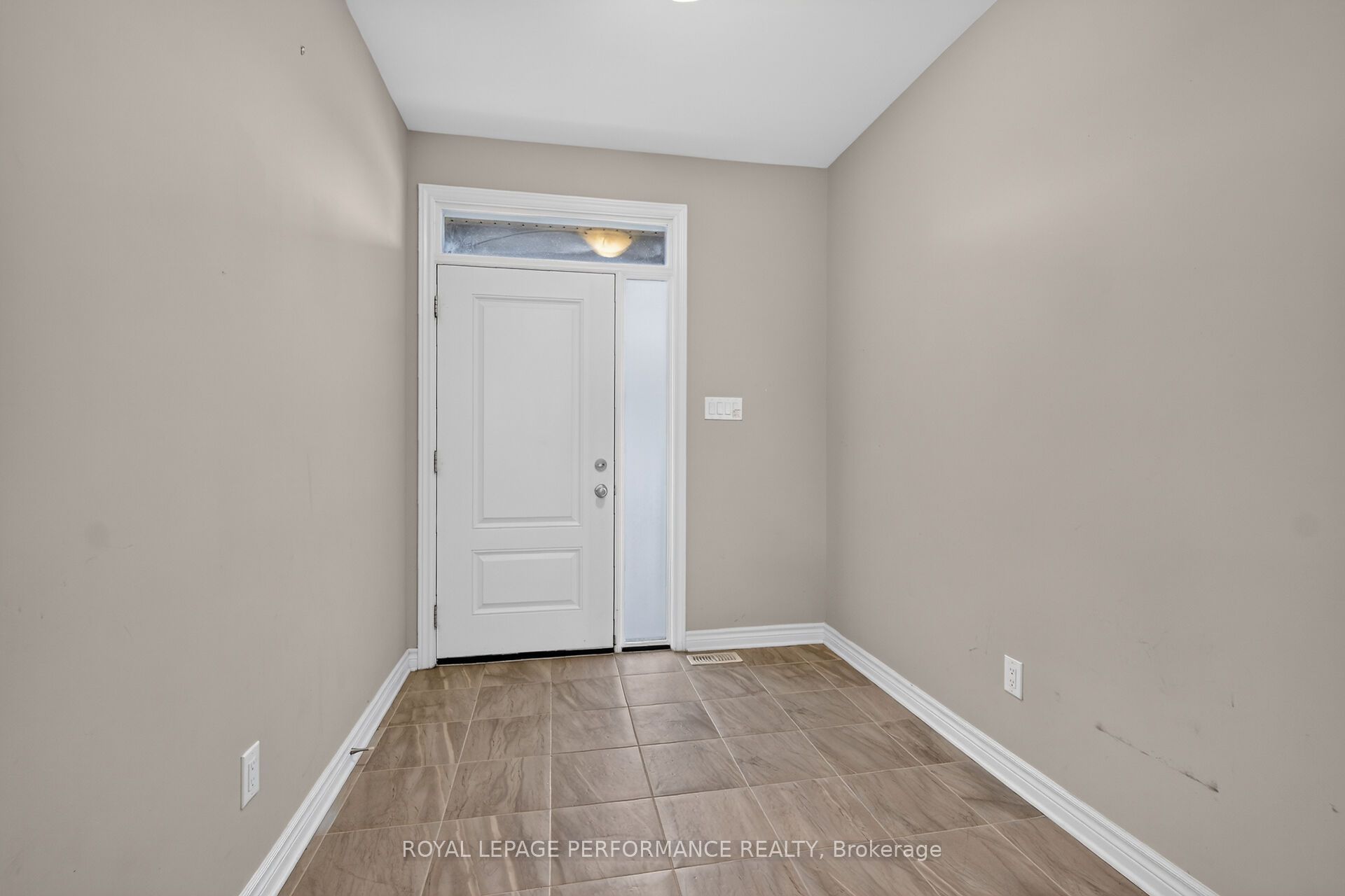 157 Boxcar Crescent Property Photo 4