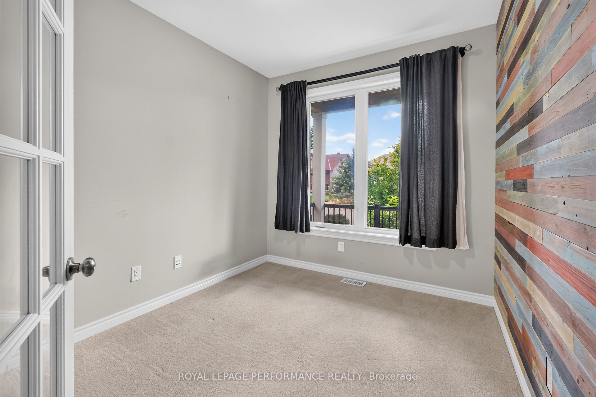 157 Boxcar Crescent Property Photo 8