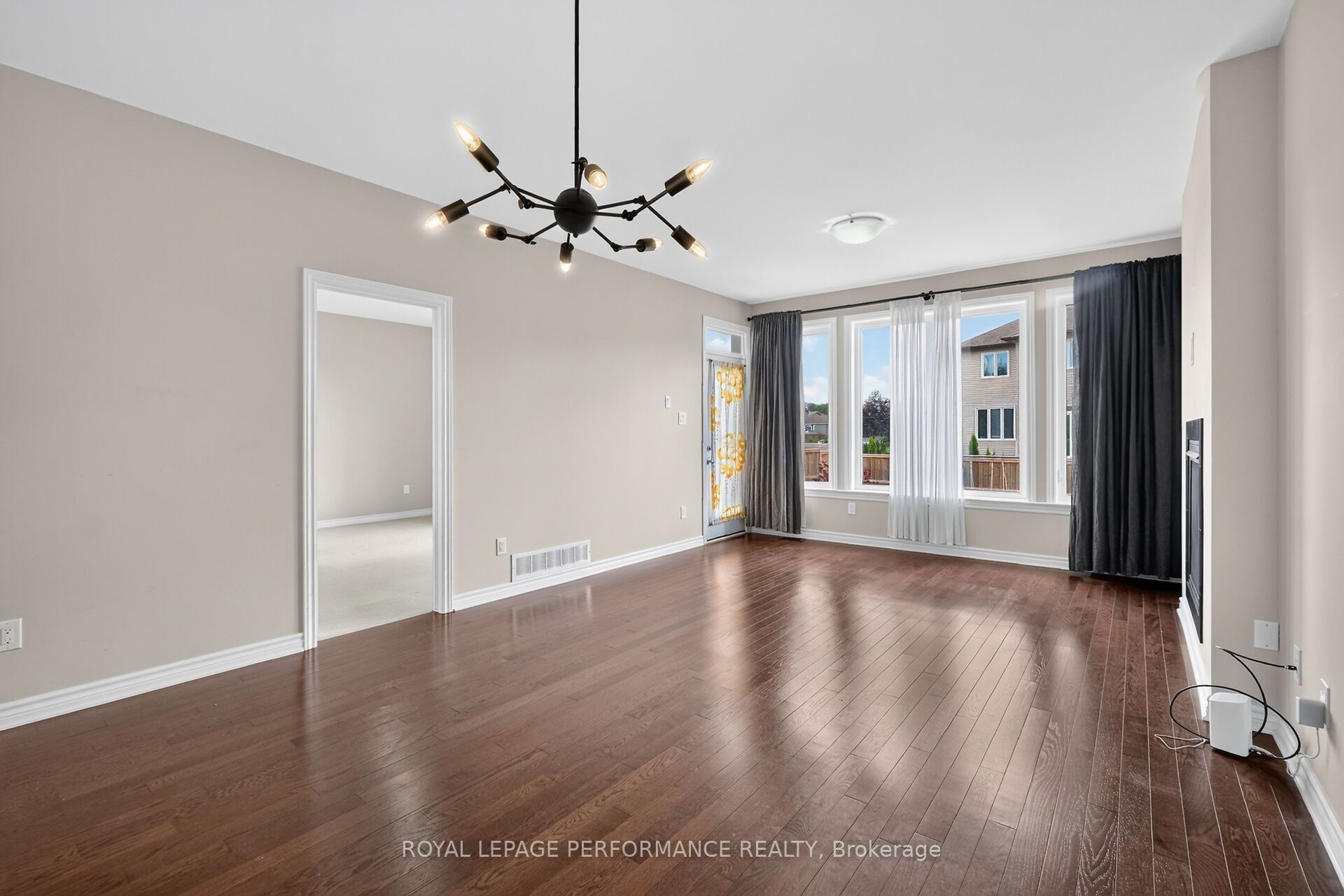 157 Boxcar Crescent Property Photo 14