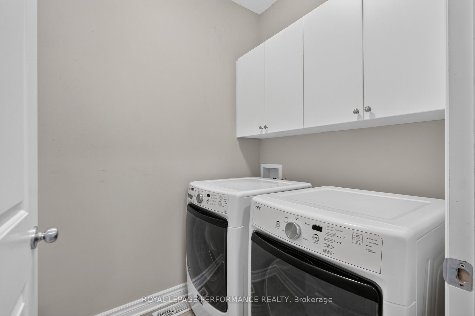 157 Boxcar Crescent Property Photo 26