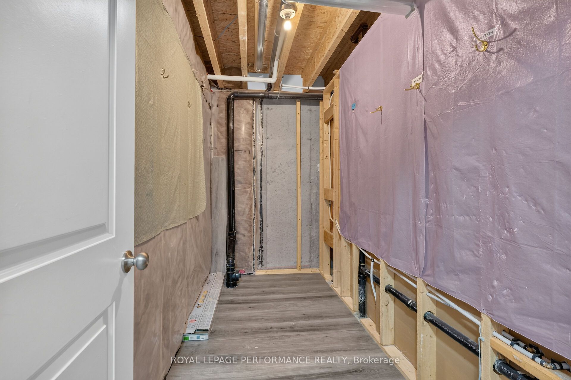 157 Boxcar Crescent Property Photo 40