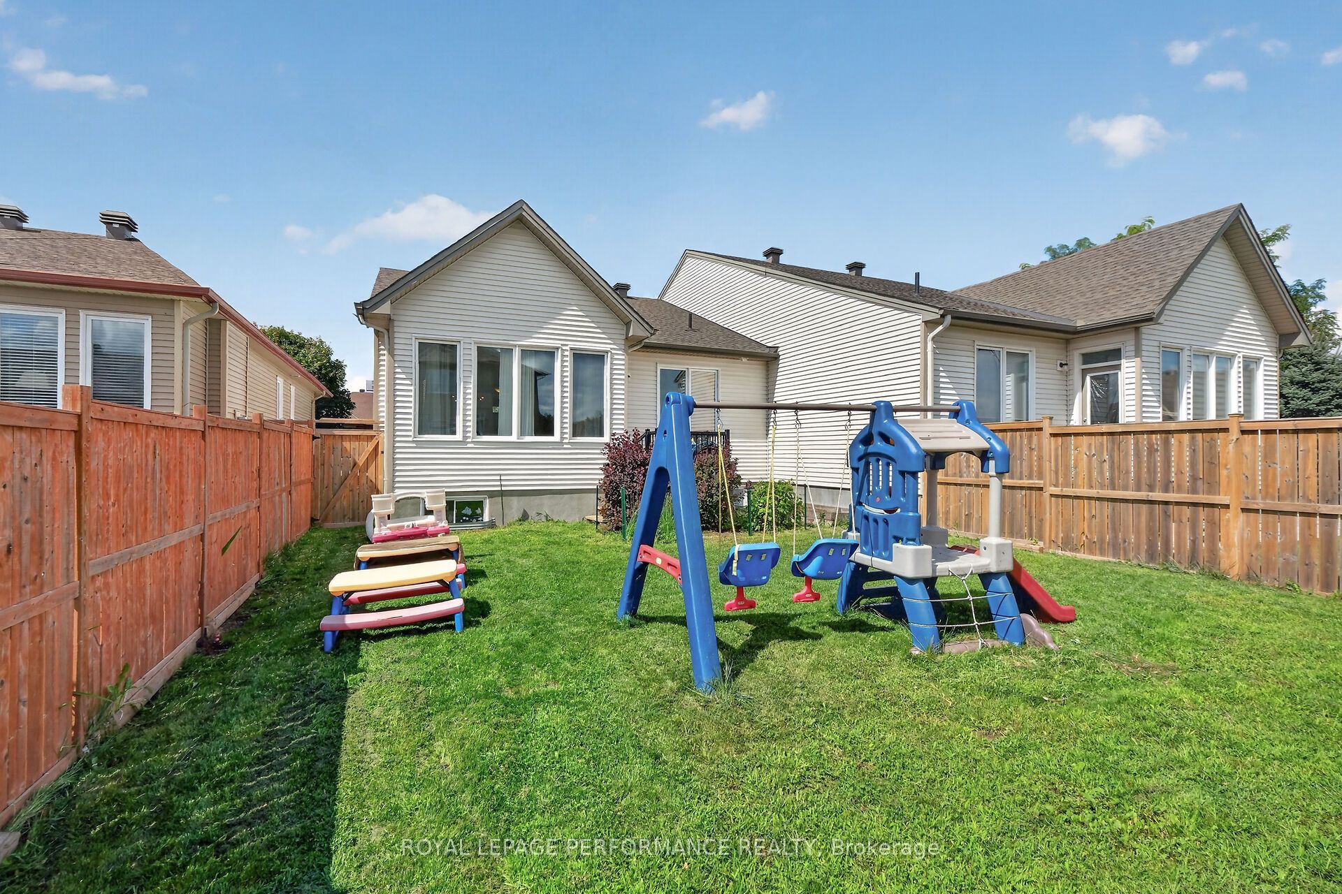 157 Boxcar Crescent Property Photo 41