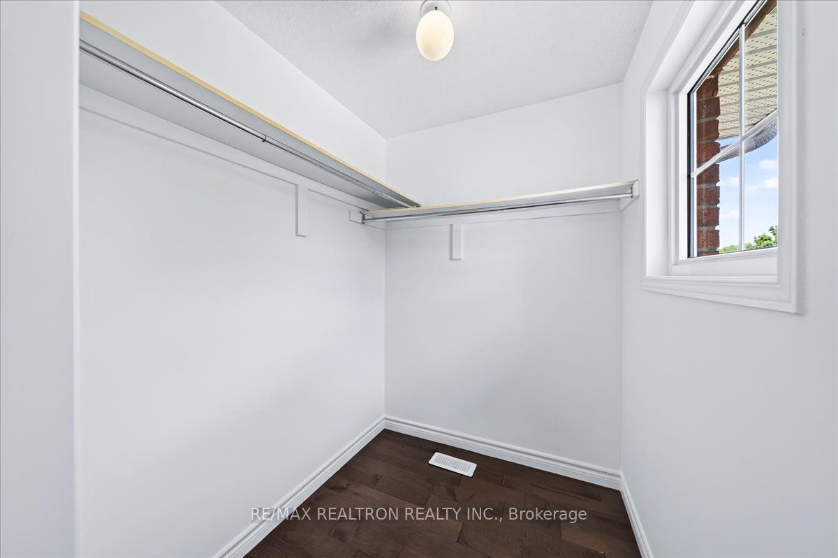 21 Brandy Crescent Property Photo 30