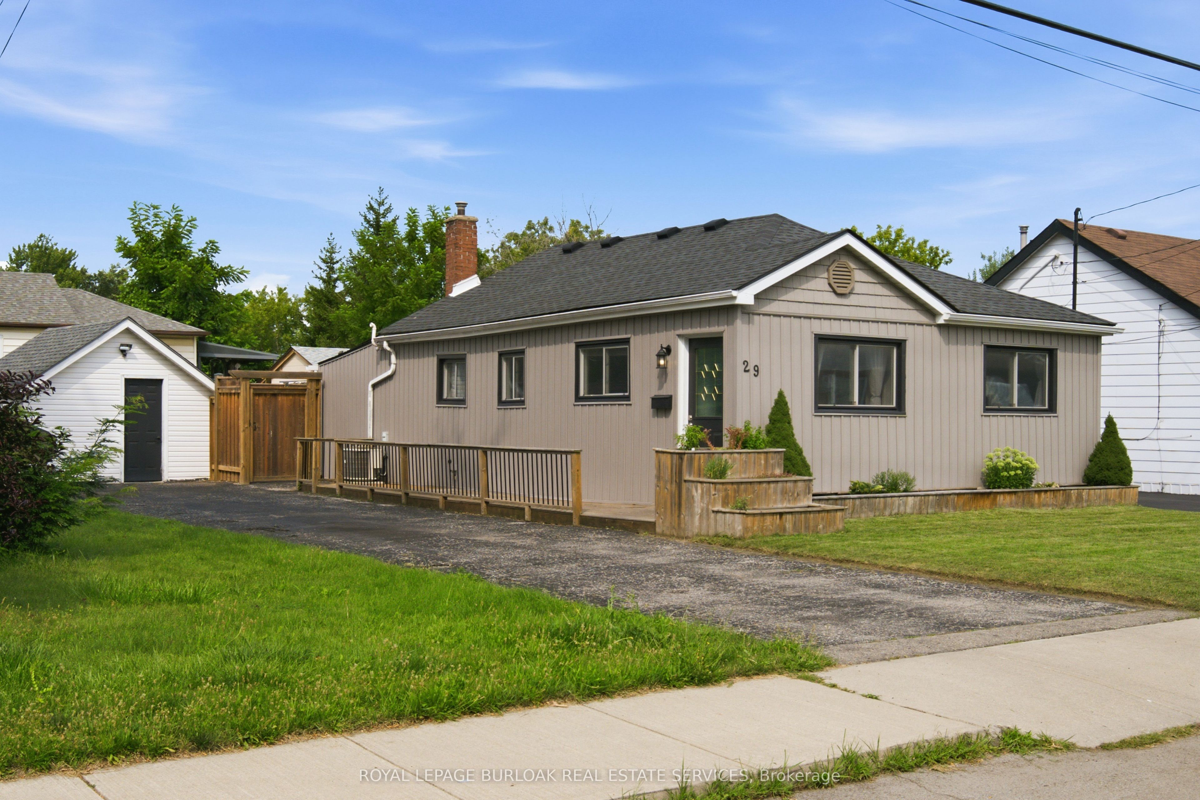 29 Hixon Road Property Photo 1