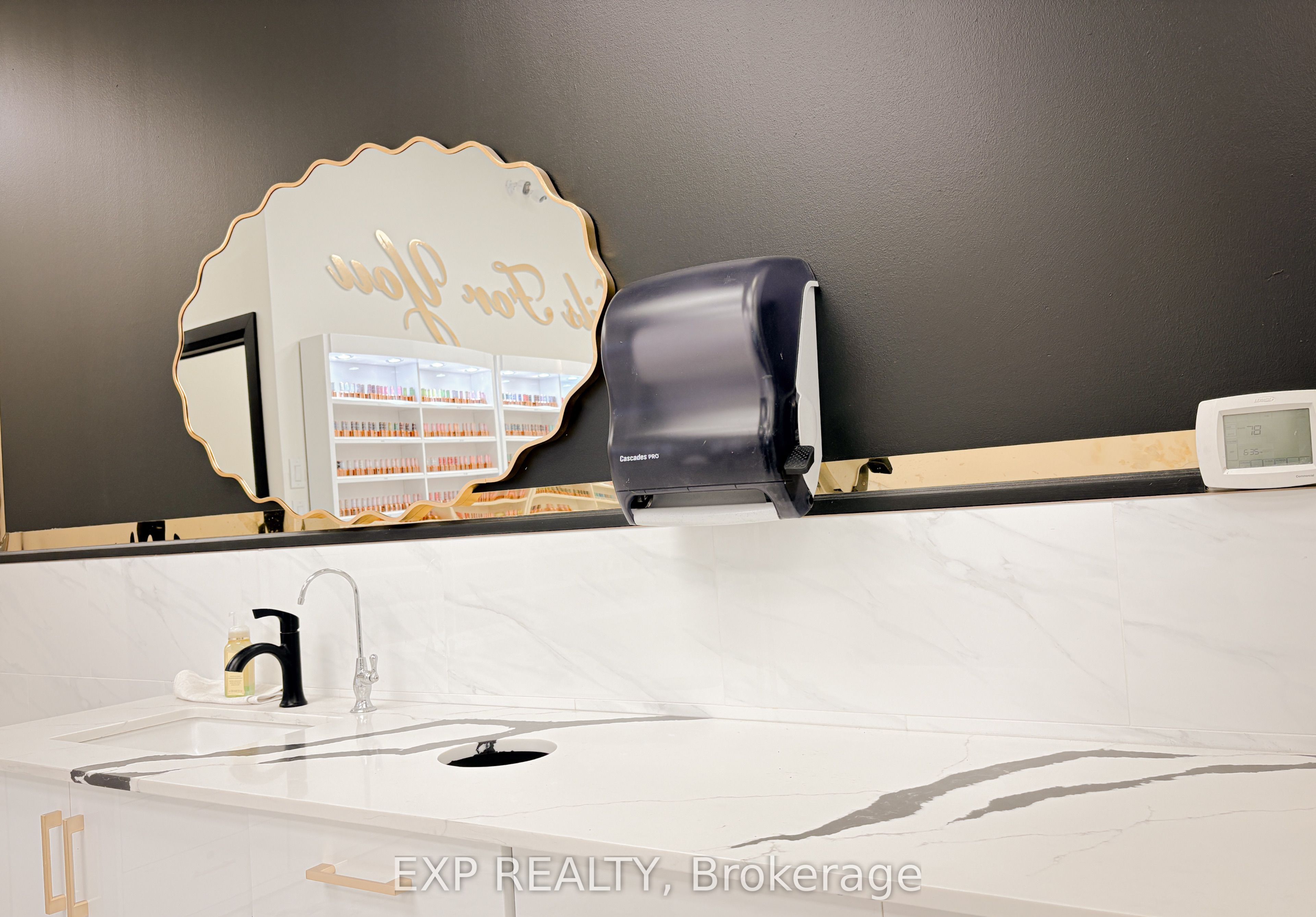 343 Property Photo 7