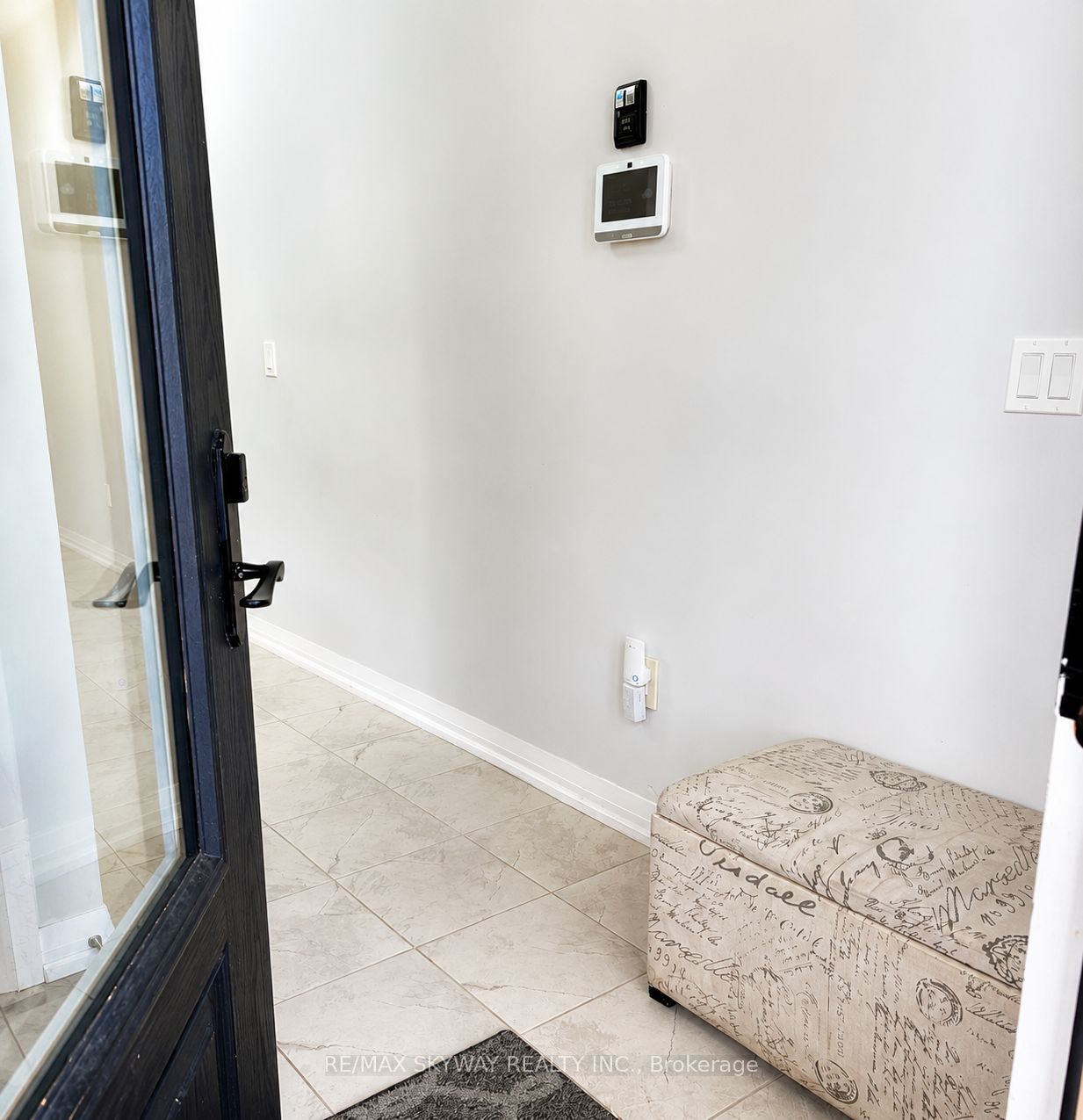 976 Sobeski Avenue Property Photo 6