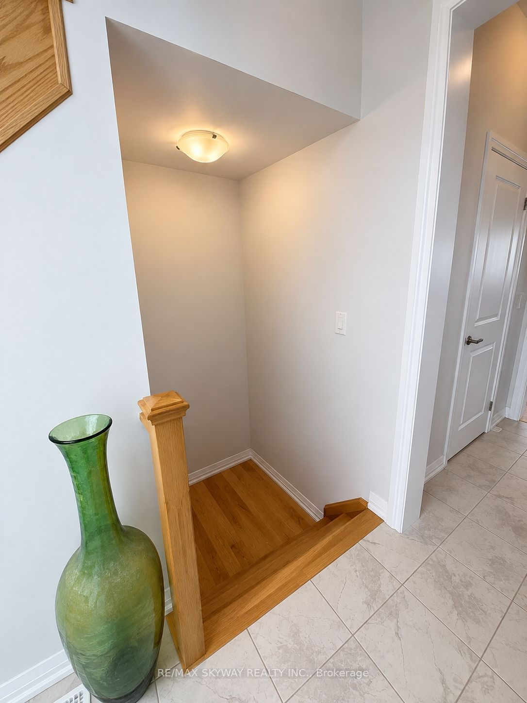976 Sobeski Avenue Property Photo 9