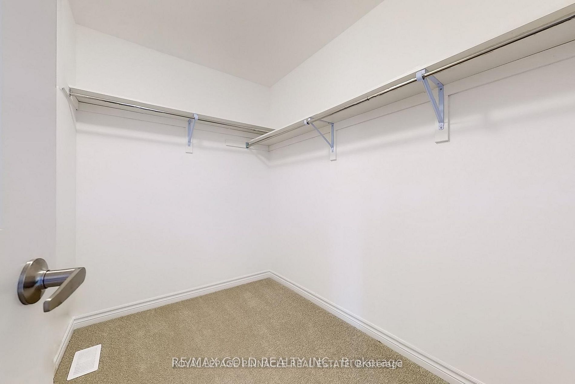 127 Laugher Avenue Property Photo 31