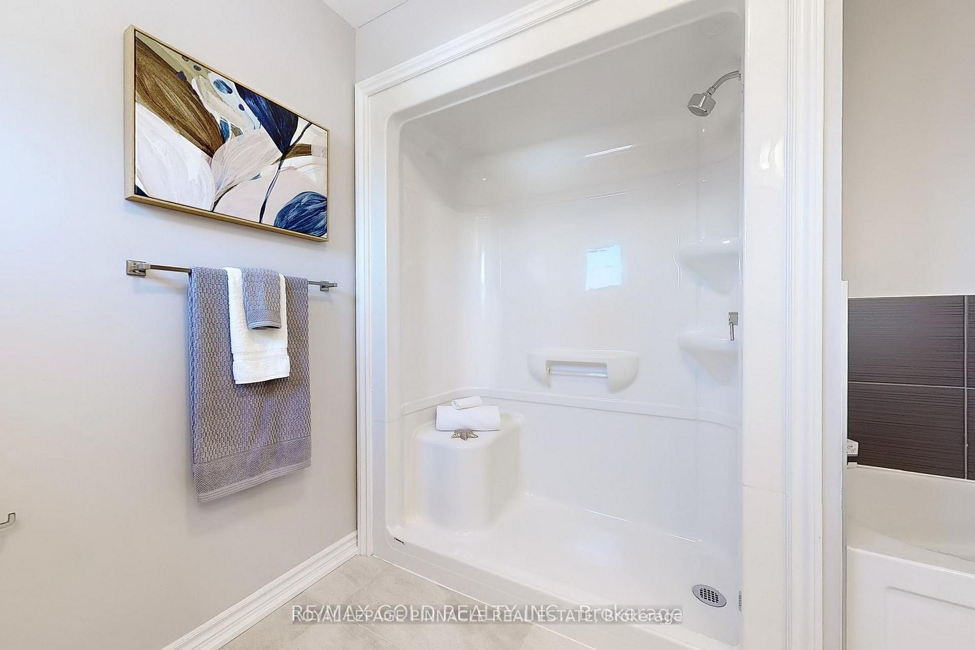127 Laugher Avenue Property Photo 33