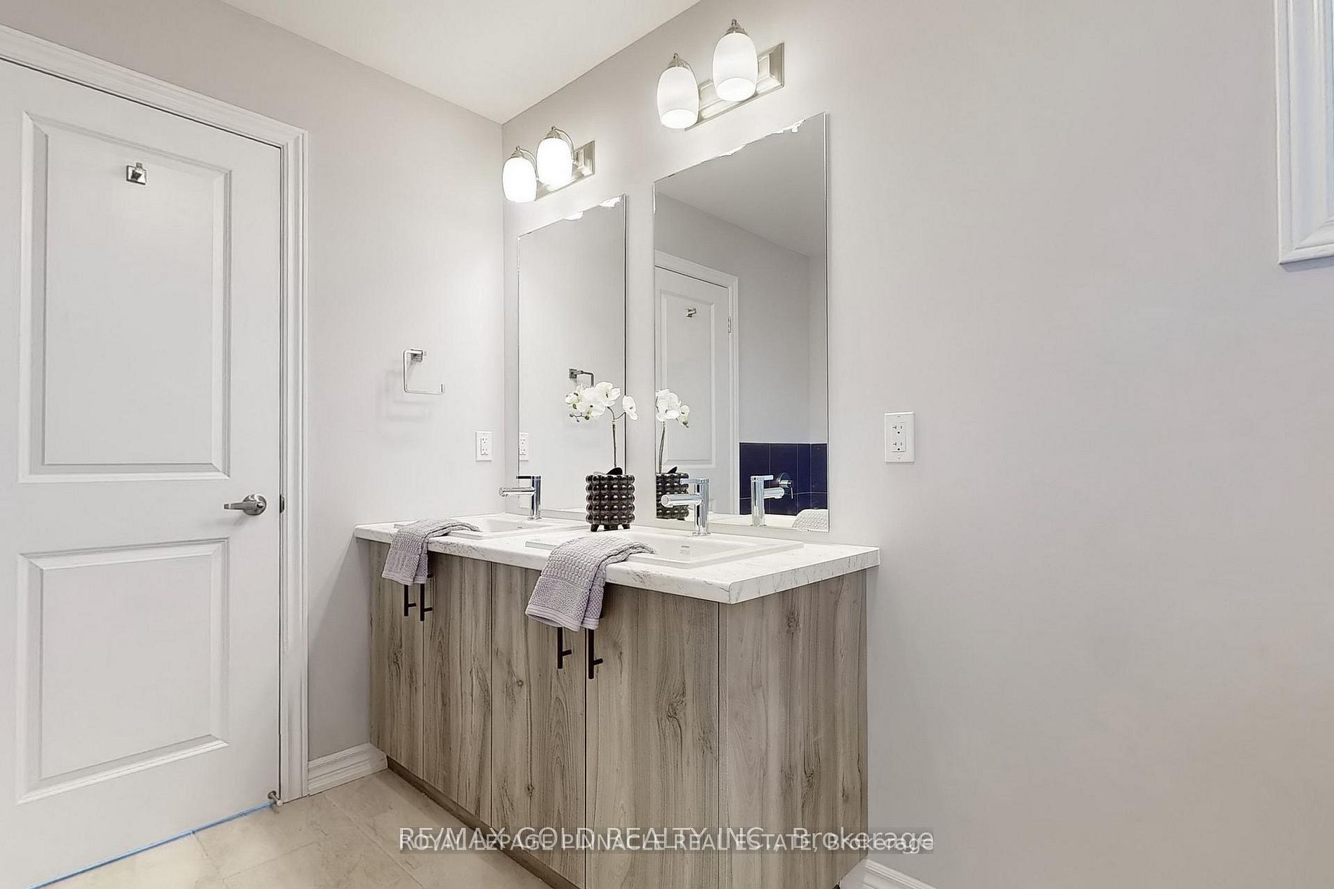 127 Laugher Avenue Property Photo 35