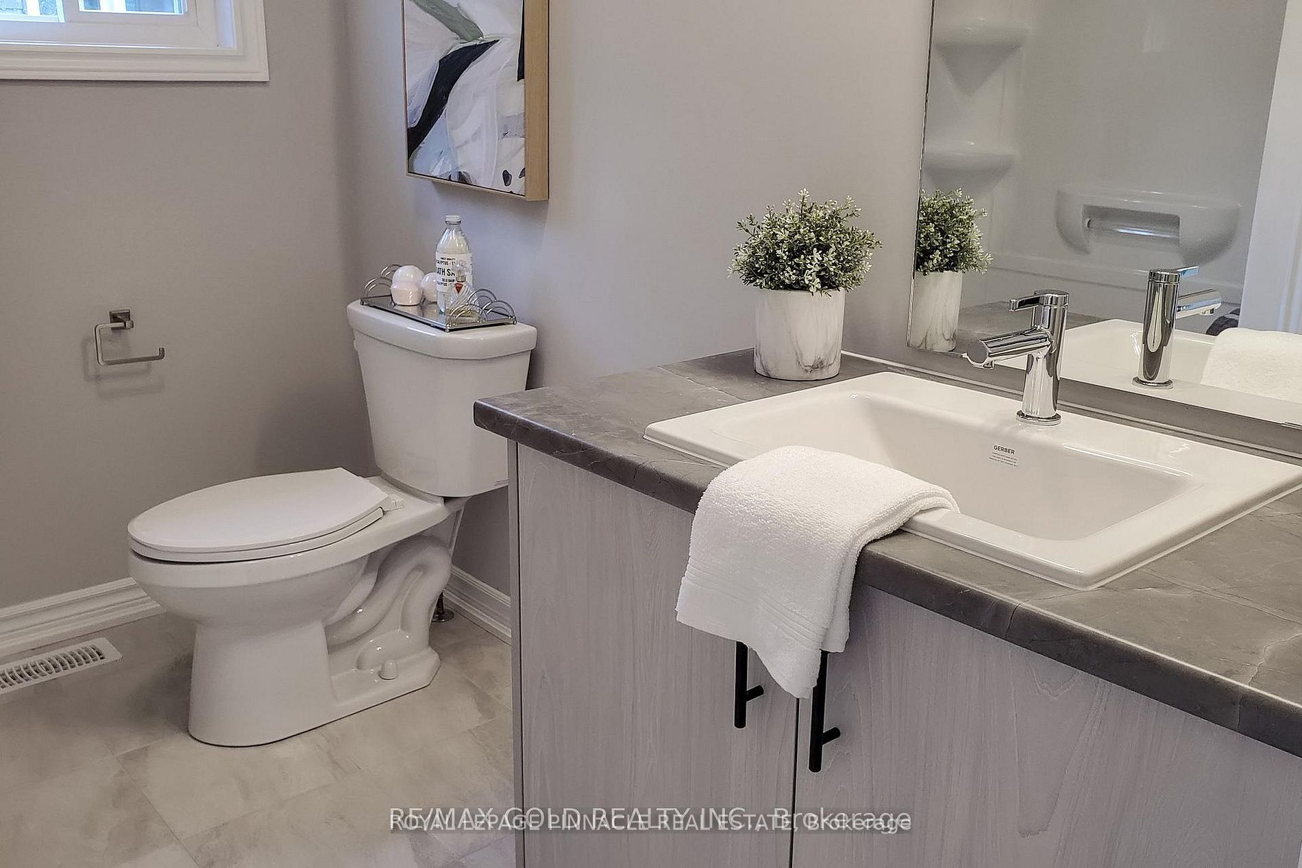 127 Laugher Avenue Property Photo 43