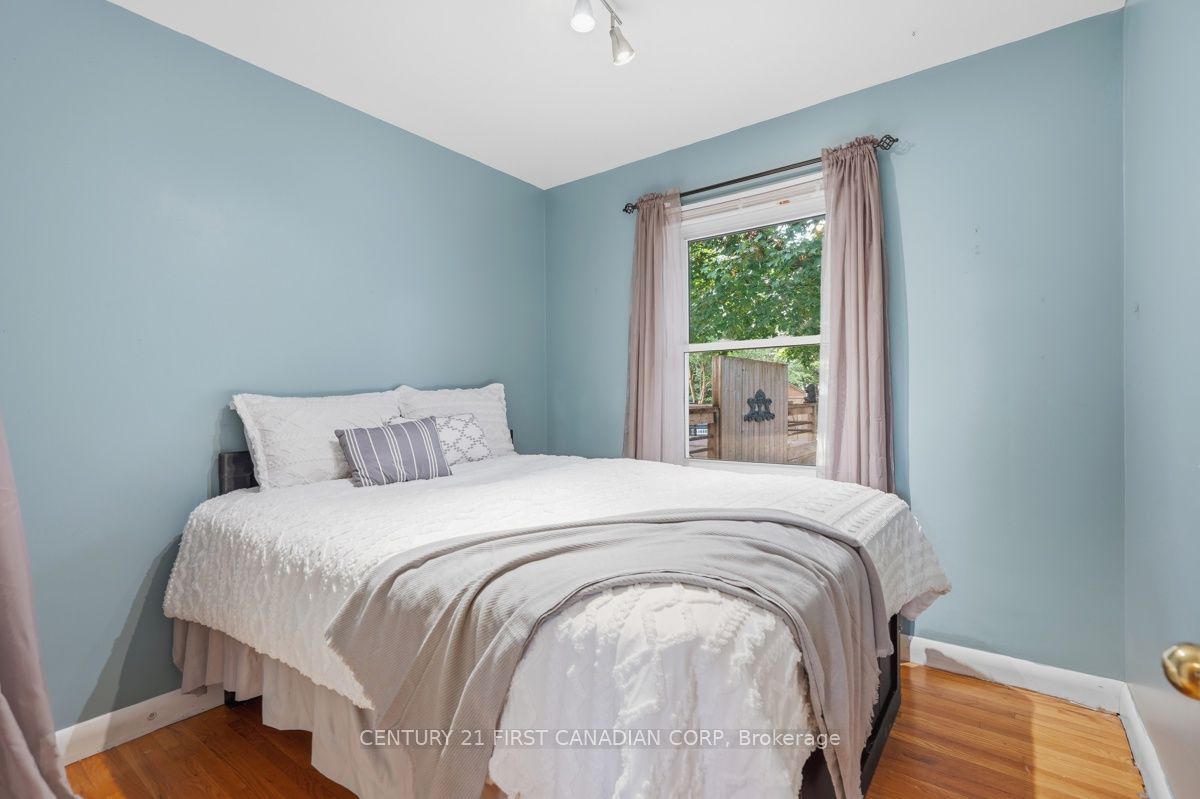283 Spruce Street Property Photo 17