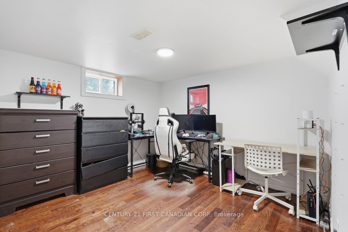 283 Spruce Street Property Photo 23