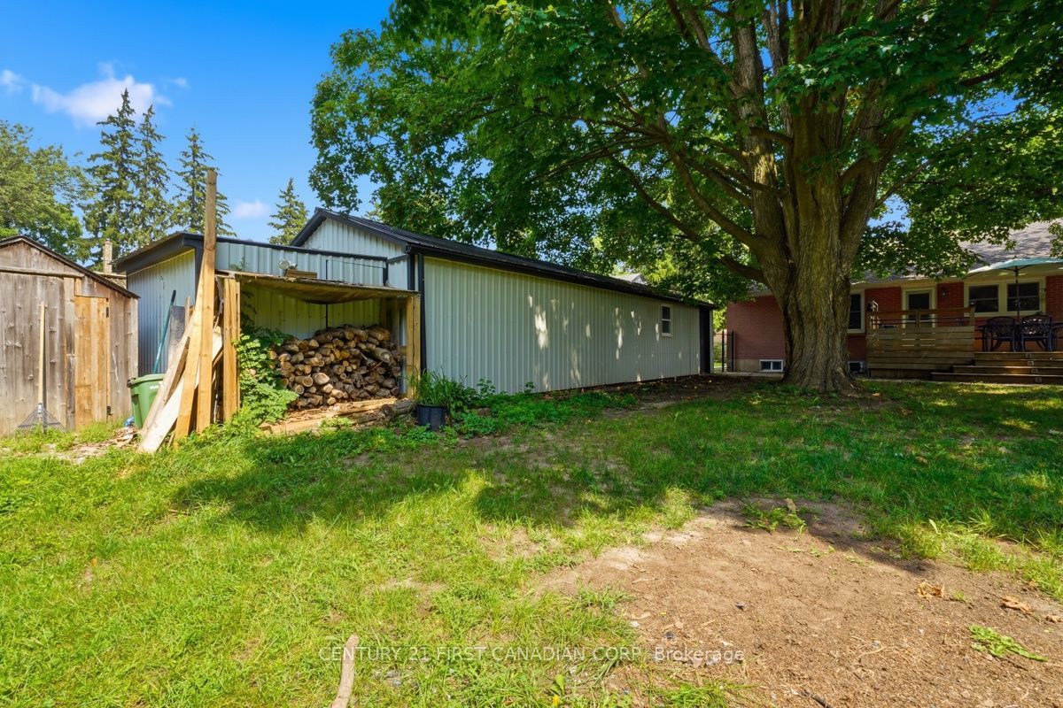 283 Spruce Street Property Photo 34