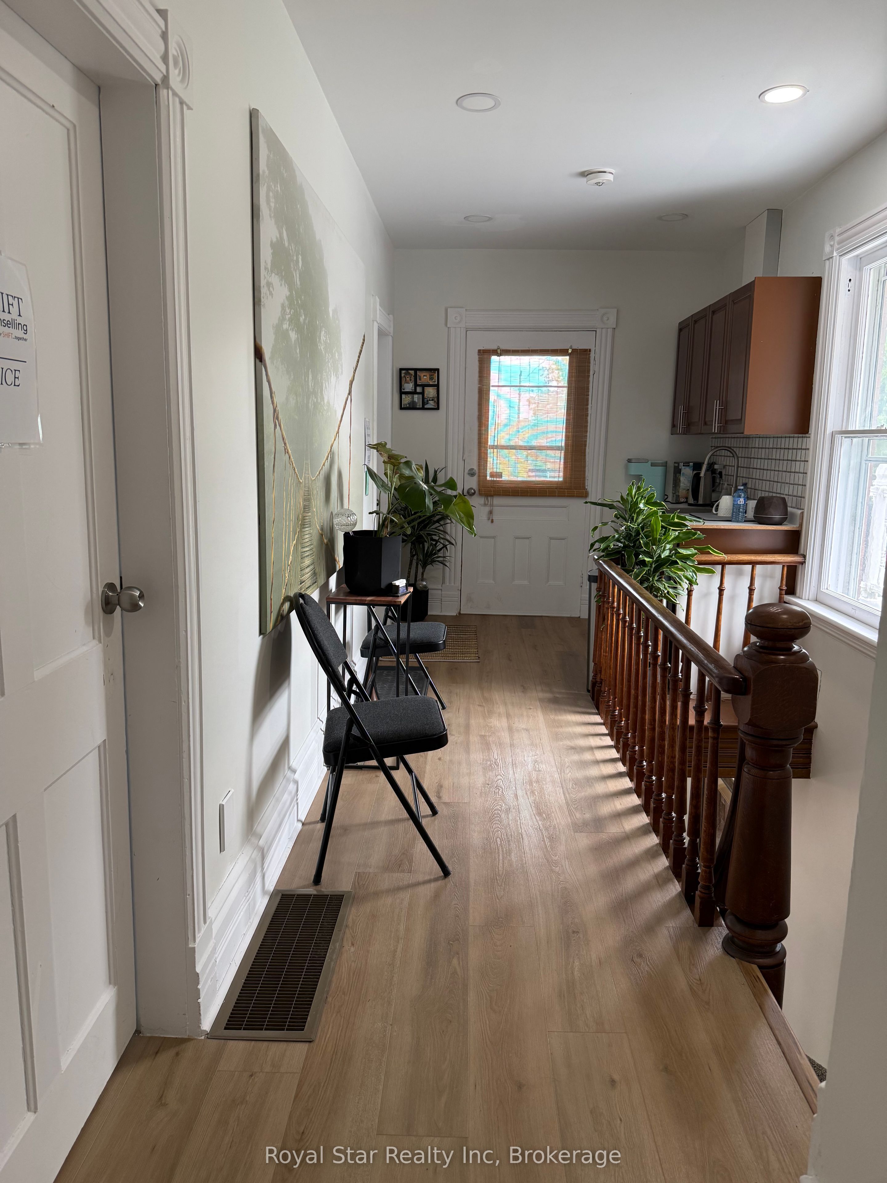 87 Waterloo Avenue Property Photo 2