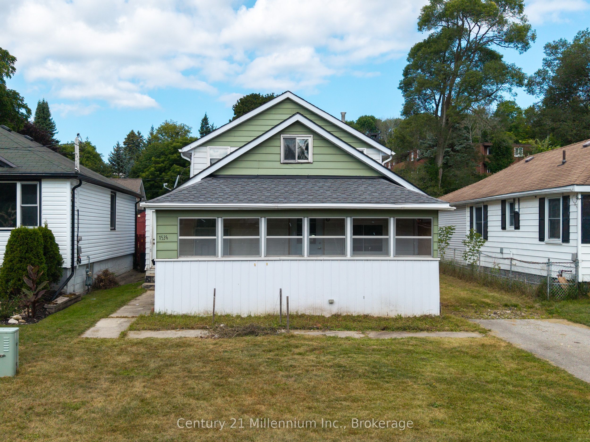 1536 5th A Avenue W Property Photo 3