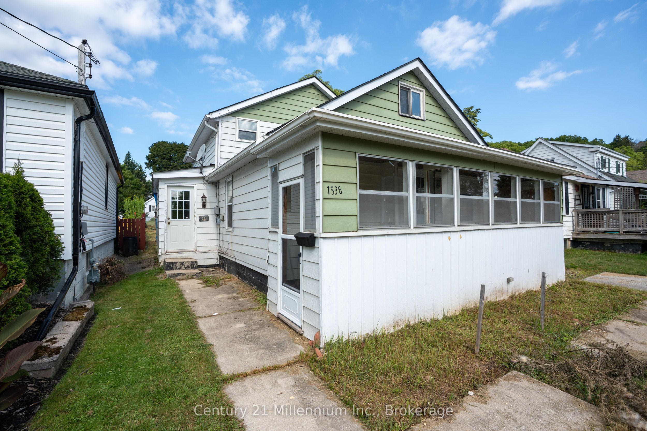 1536 5th A Avenue W Property Photo 4