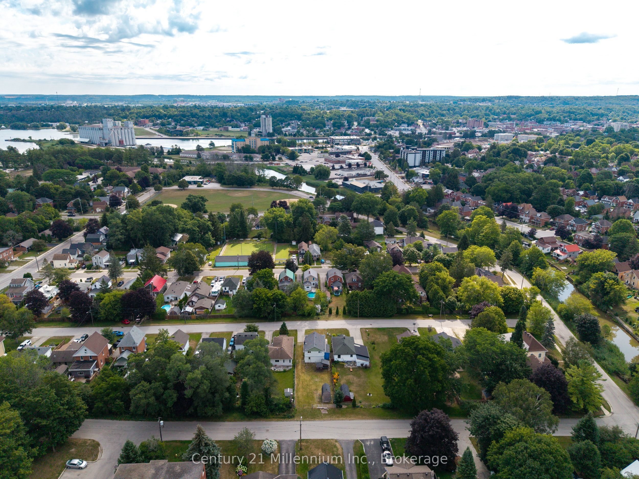 1536 5th A Avenue W Property Photo 6