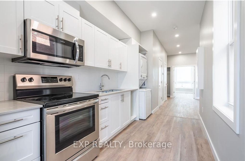 104 N Wellington Street N 2 Property Photo 6
