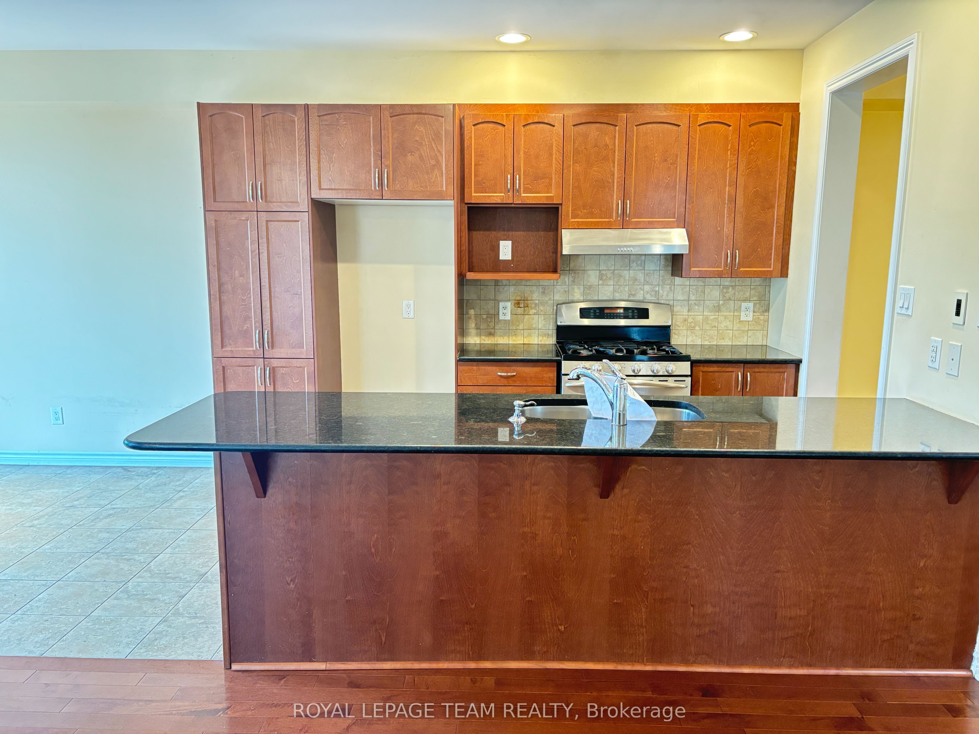 449 Foxhall Way Property Photo 10