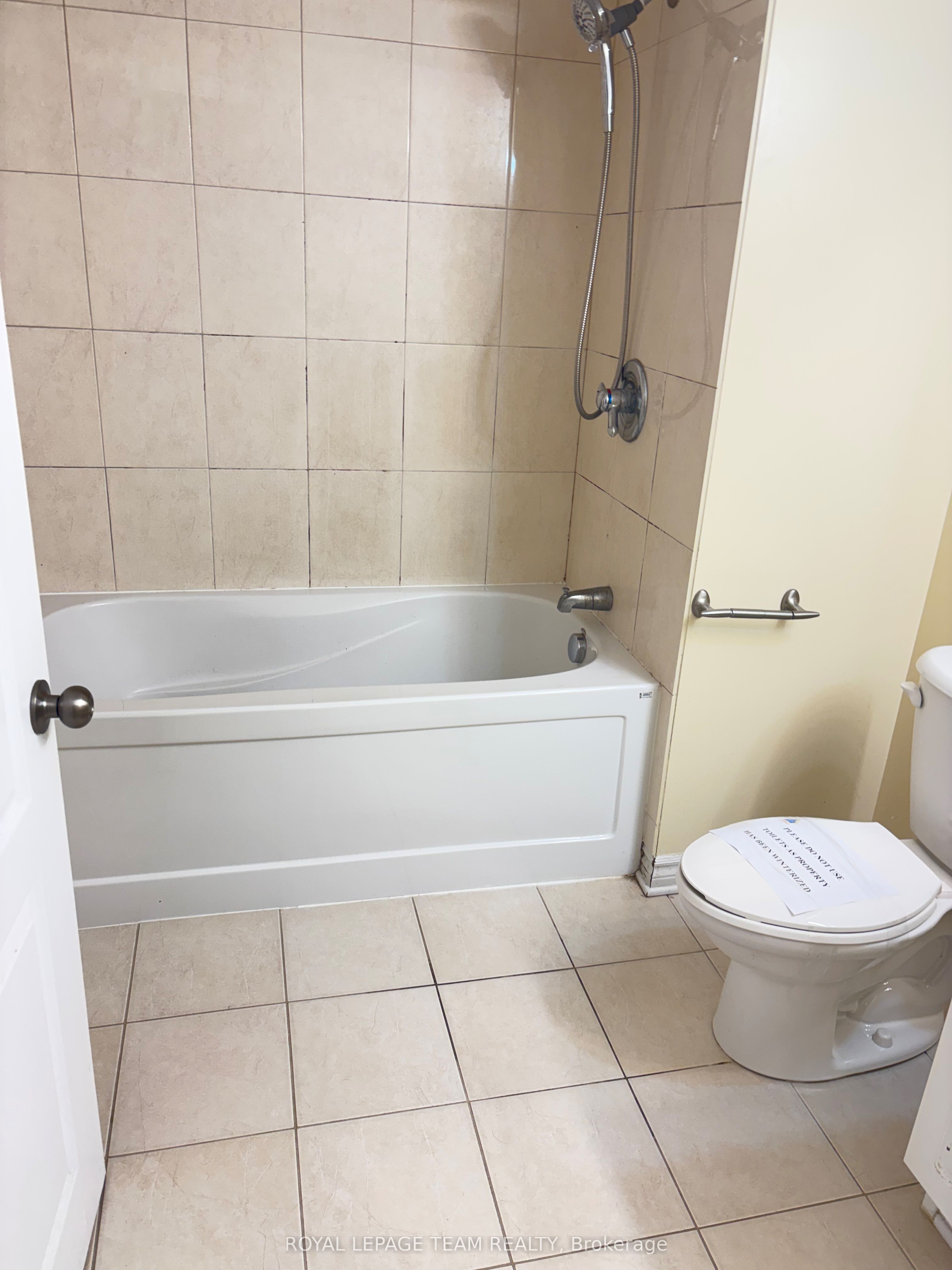 449 Foxhall Way Property Photo 25