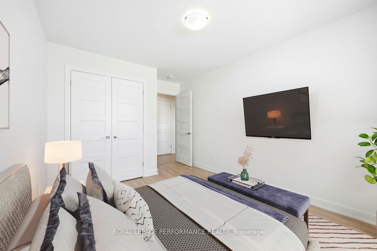934 Chablis Crescent Property Photo 25