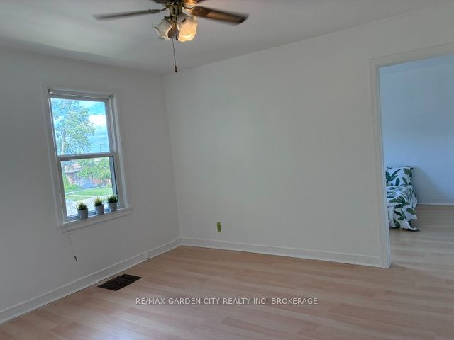 131 Lyons Avenue 1 Property Photo 7