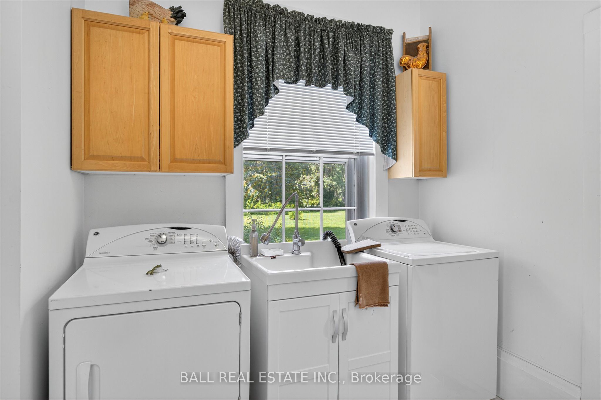 130 Front Street W Property Photo 21