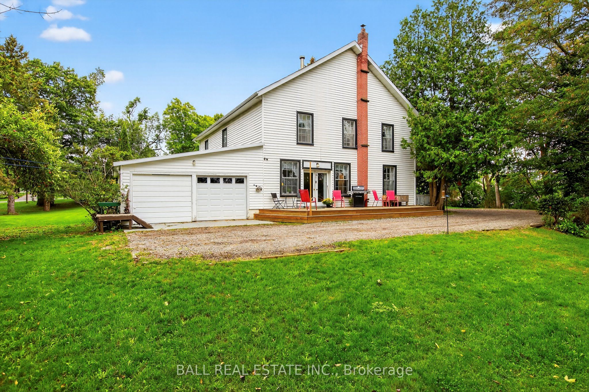 130 Front Street W Property Photo 33