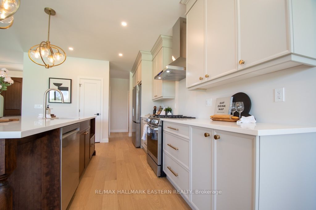 46 Almeara Drive Property Photo 12