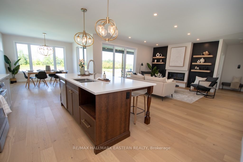 46 Almeara Drive Property Photo 15