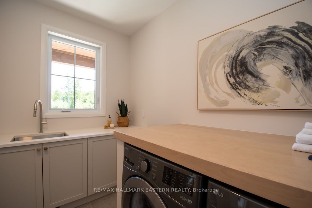 46 Almeara Drive Property Photo 39