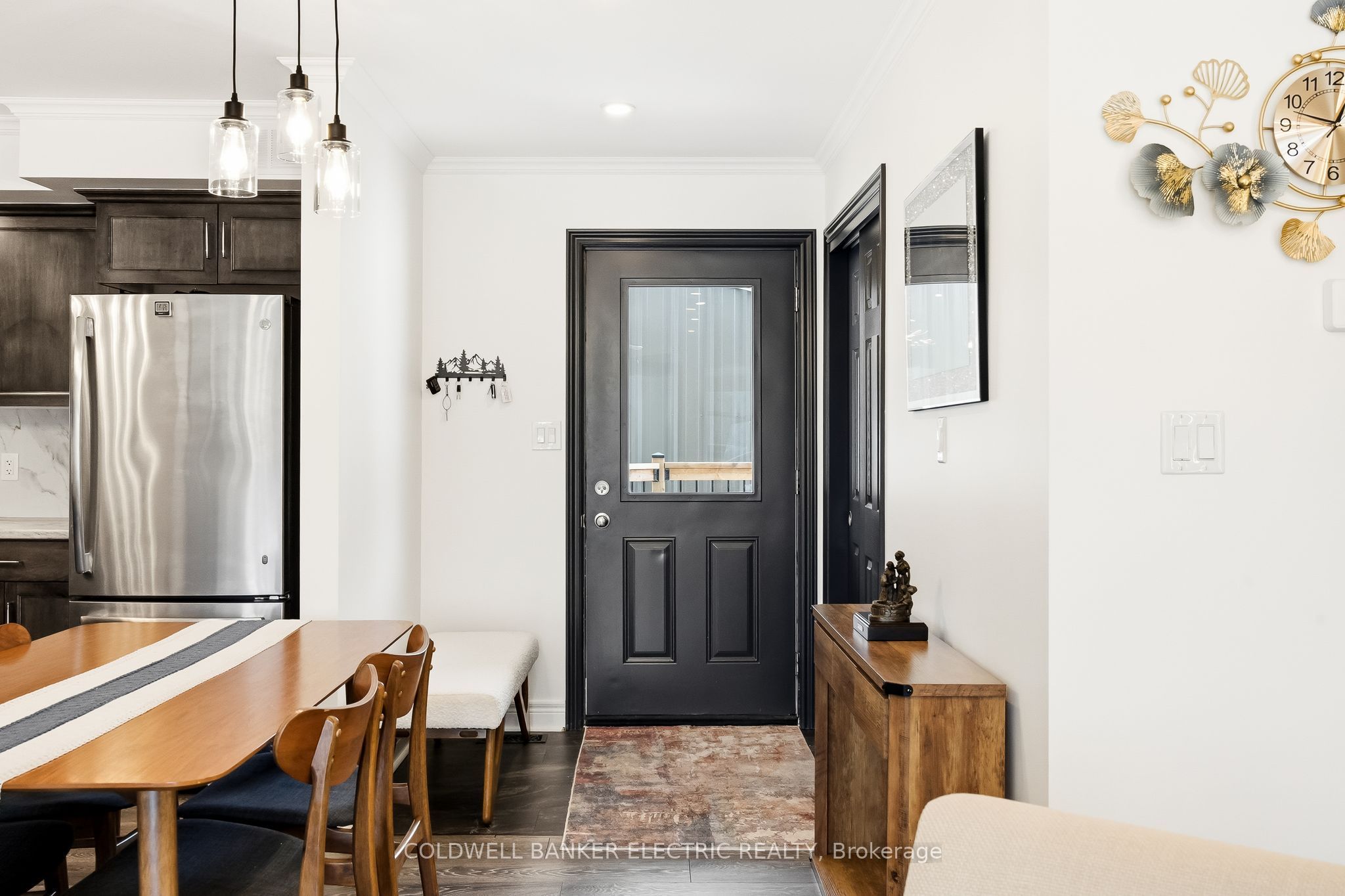 1211 Gelert Road Property Photo 10