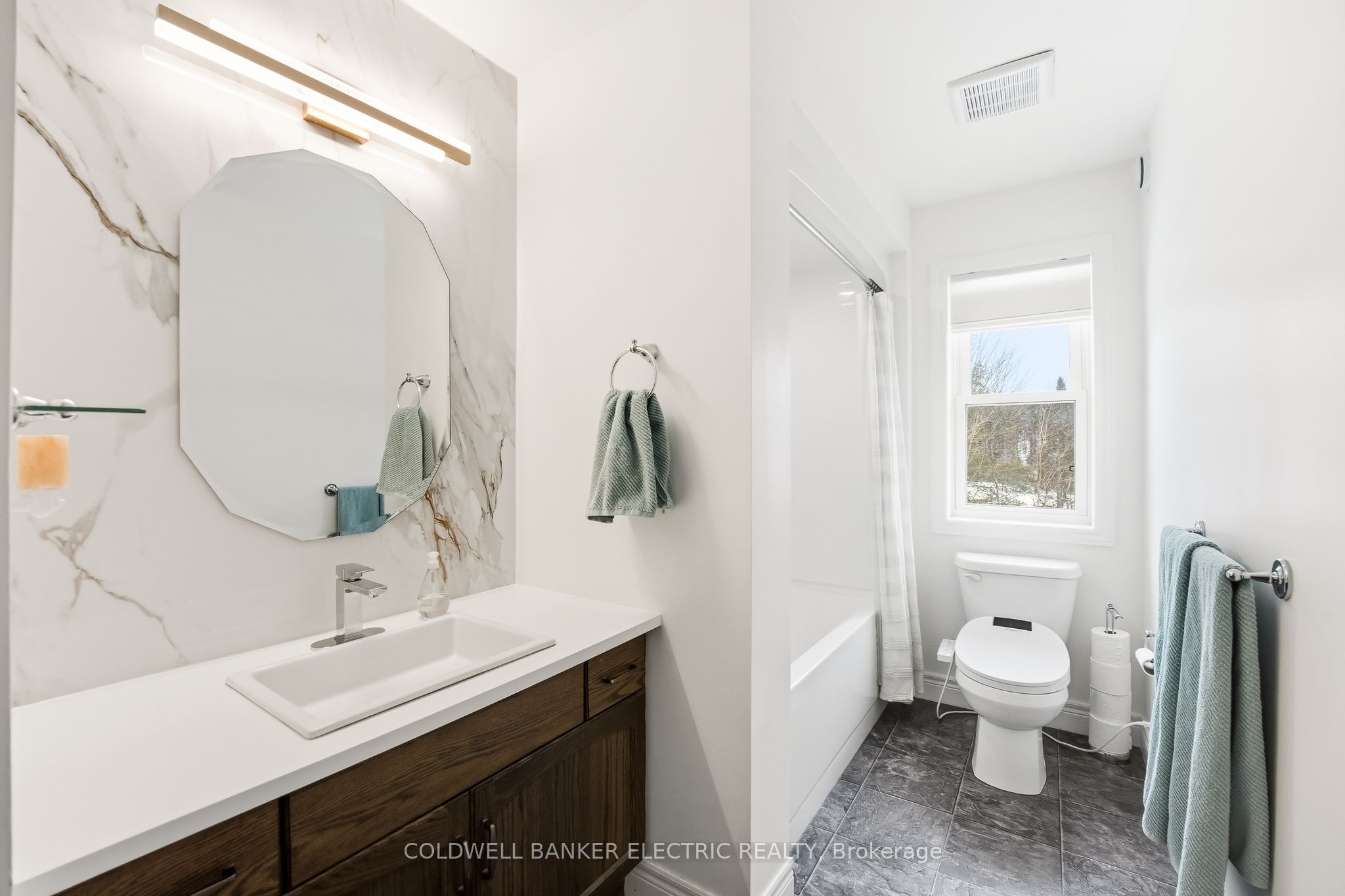 1211 Gelert Road Property Photo 18