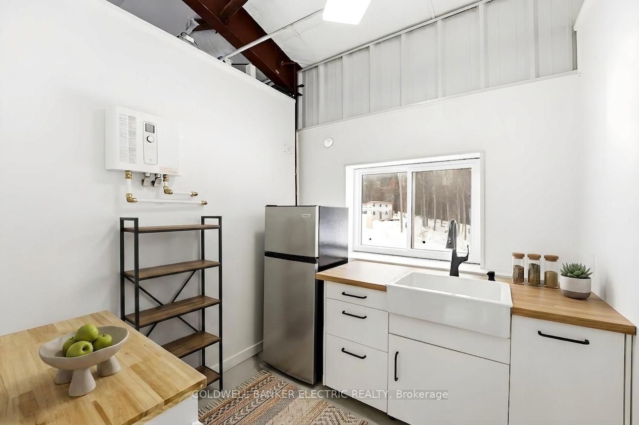 1211 Gelert Road Property Photo 21
