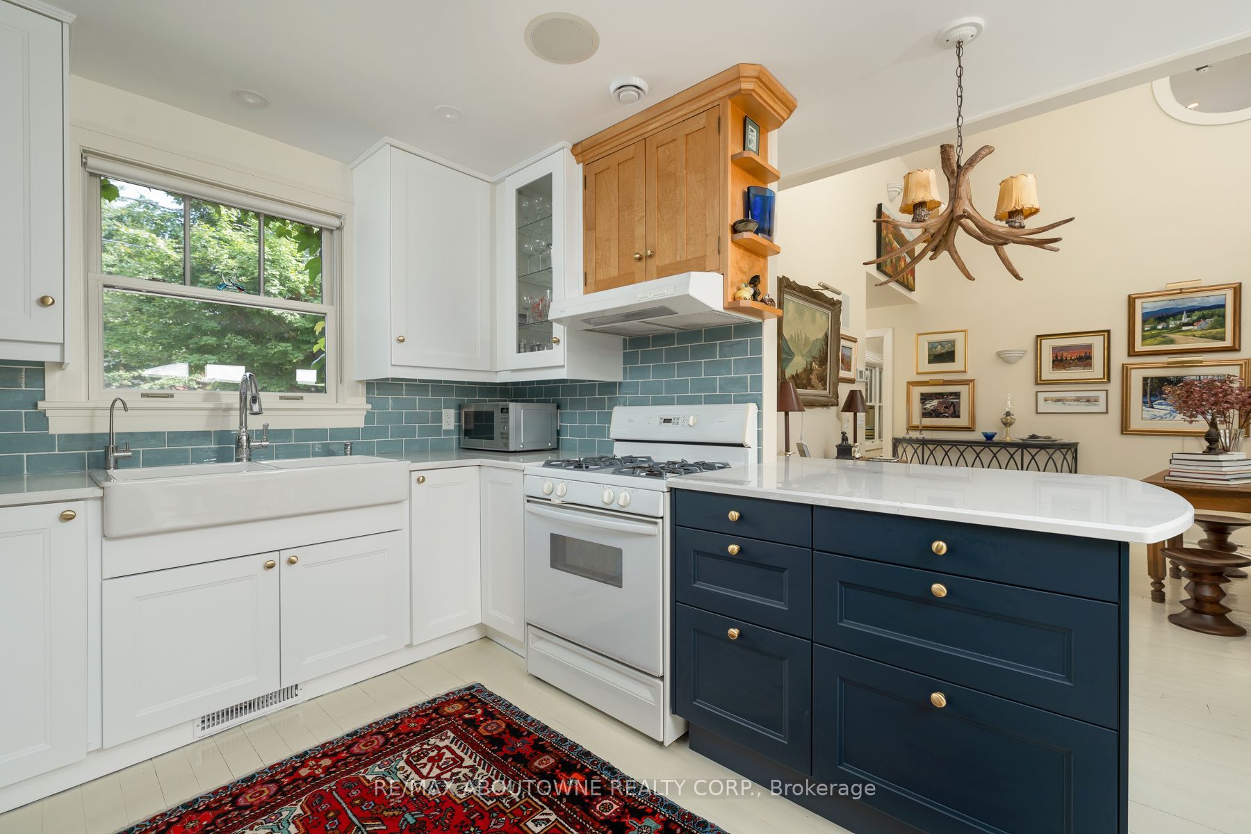 23 Alice Street E Property Photo 18